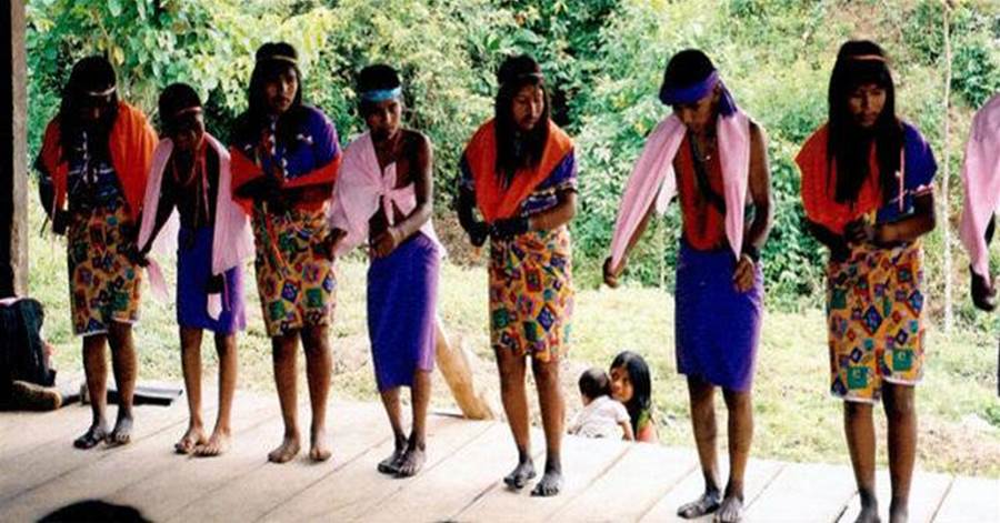 泯滅人性！哥倫比亞12歲土著女孩，被7名軍人綁架侵犯、虐待長達十小時以上